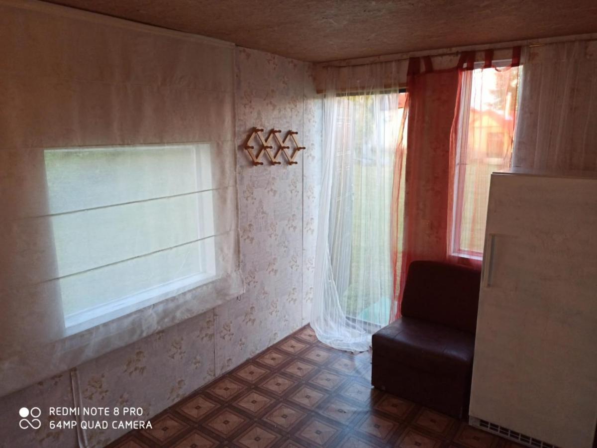 Hotel Viesu Nams Klanas Engure Esterno foto