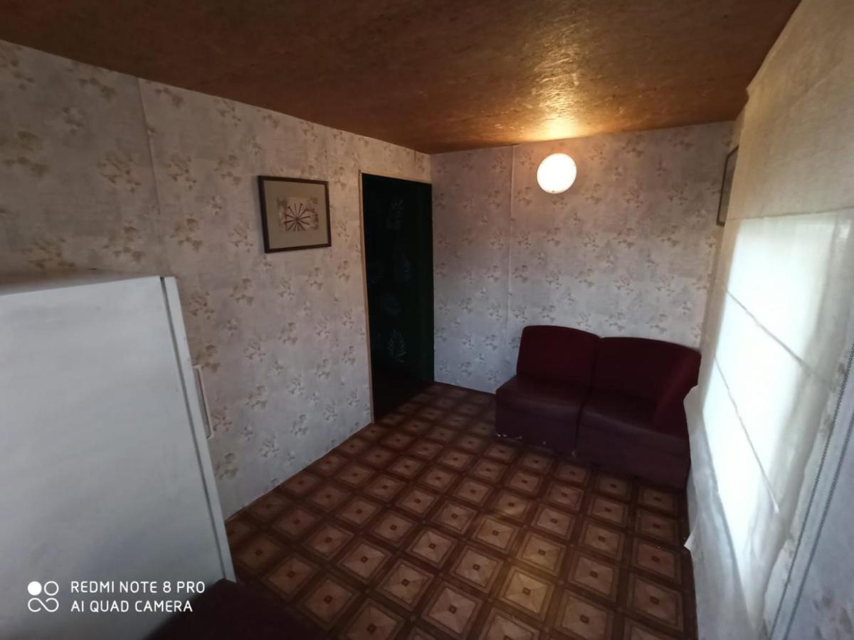 Hotel Viesu Nams Klanas Engure Esterno foto
