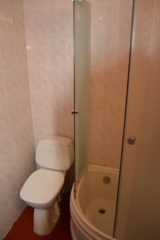 Hotel Viesu Nams Klanas Engure Camera foto