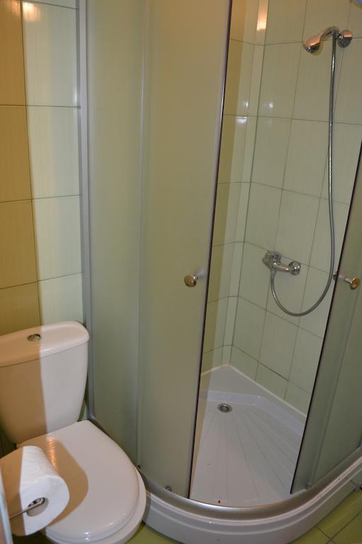 Hotel Viesu Nams Klanas Engure Camera foto
